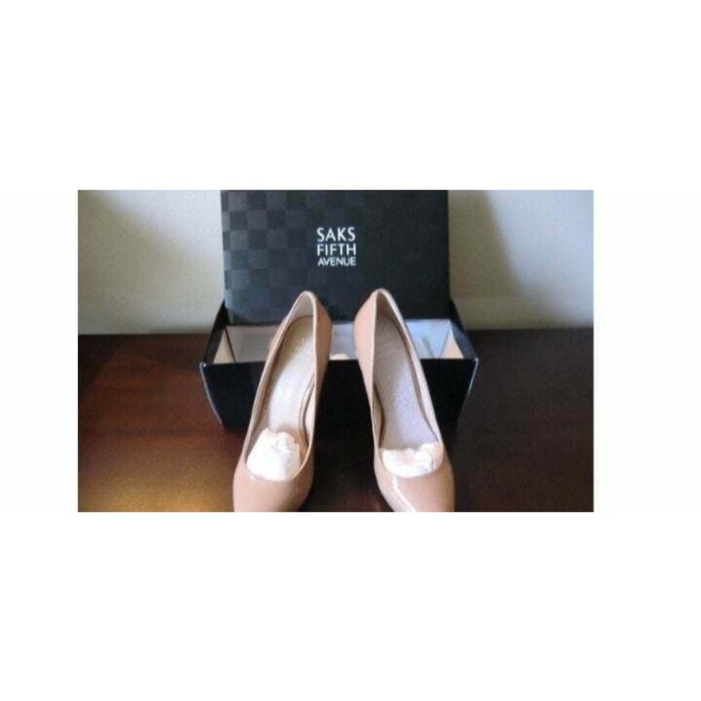 Saks Fifth Avenue heels size 6